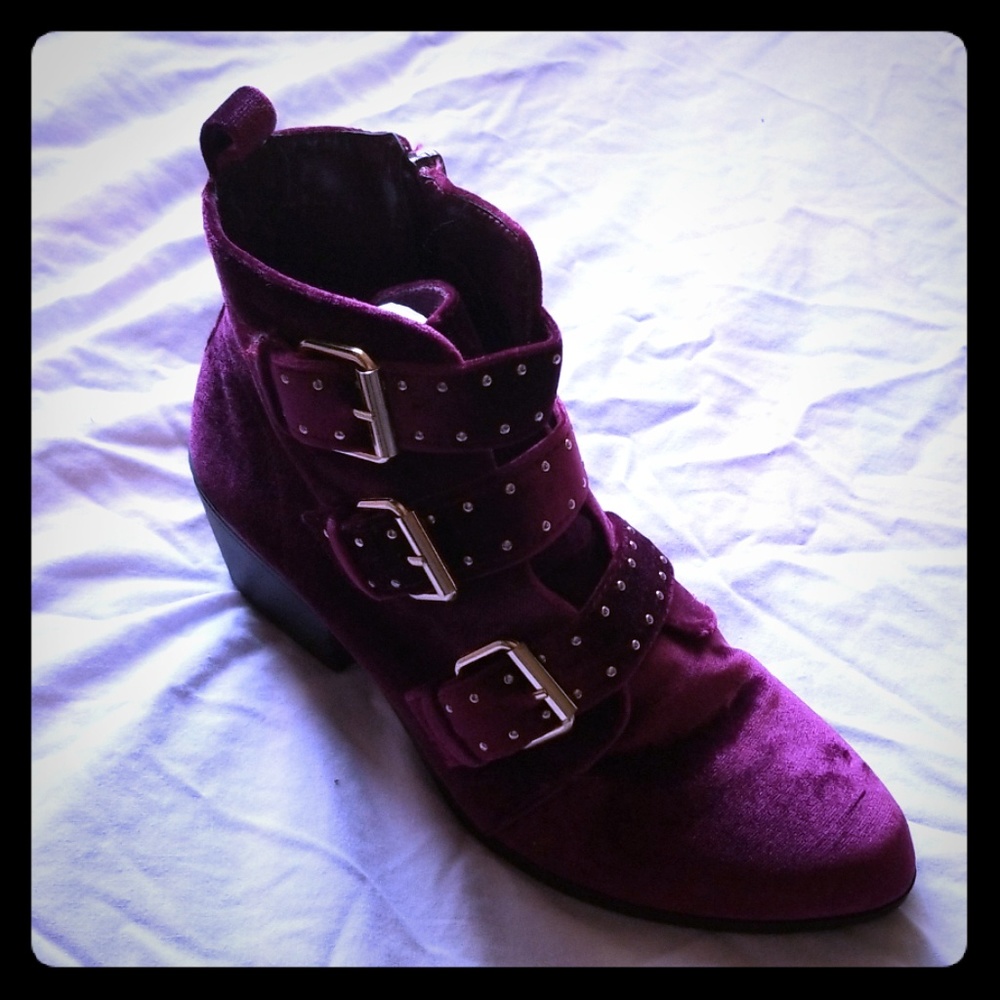 Booties - Picture 2 of 4